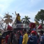 Arus Melawan Sambangi Pemkot Palembang tolak UU Omnibus Law