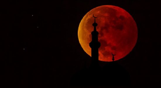 Wilayah di Indonesia yang Bisa Mengamati Gerhana Bulan Total Hari Ini