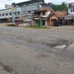 Hati-hati ! Jalan Lintas Palembang-Jambi Bergelombang dan Berlubang