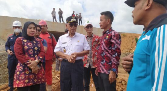 Badan Tol Tutup Akses ke Kebun, PT Waskita Sriwijaya Diminta Bertanggung Jawab