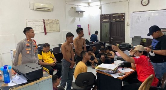 Membawa Sajam dan Melakukan Penyerangan, 15 Remaja Diangkut Petugas