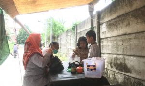 Si Bintang Kecil, Pedagang Piscok Yang Menginspirasi
