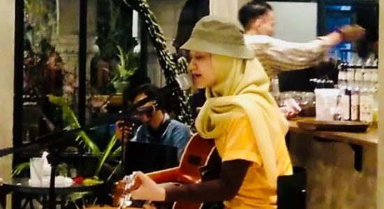 Etaky, Pop Rock Adalah Nada Nada Ku