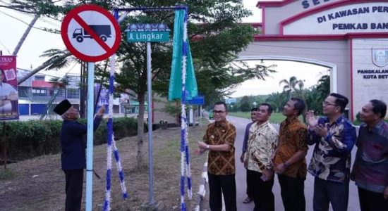 Sekda Kabupaten Banyuasin Lepas 199 Calon Jemaah Haji