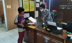 Teguh alias Abah Dilaporkan, Ibu Korban : Tolong Hukum Seberat-beratnyo Pak!