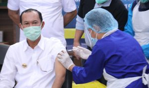 Hari Kedua Vaksinasi di Sumsel, Begini Kondisi Walikota Usai Divaksinasi