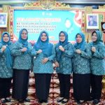 Pj Ketua TP PKK Kabupaten Banyuasin, Hj. Merry Hani Rustam menghadiri Sosialisasi Kadarkum Cegah Kekerasan Dalam Rumah Tangga