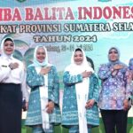 IMG-20240813-WA0002 Pj Ketua TP PKK Melza Elen Setiadi Bagikan Penghargaan Anugerah Pemenang Lomba Balita Indonesia Provinsi Sumsel tahun 2024