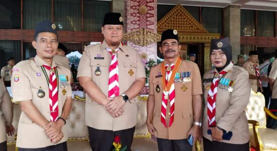 Sekda Banyuasin Erwin Ibrahim Terima Penghargaan Lencana Darma Bhakti 