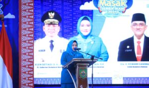 Pj Gubernur Sumsel Elen Setiadi Ajak Warga Gemar Makan Ikan Demi Generasi Sehat dan Cerdas 