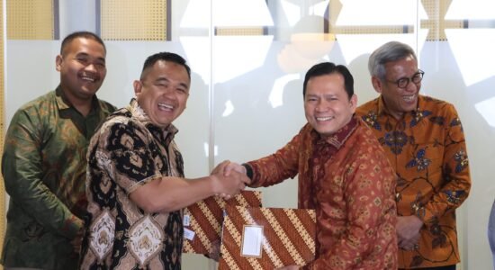 IMG-20241009-WA0008 Elen Setiadi Teken MoU Dokumen Usulan Perencanaan Pengembangan Kawasan Sawah Rawa Pasang Surut Tanah Mineral di Sumsel Sebagai PSN