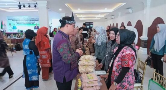IMG-20241101-WA0005 Pj. Bupati Banyuasin Buka Sosialisasi SIINas Dan E-Wasdal Industri
