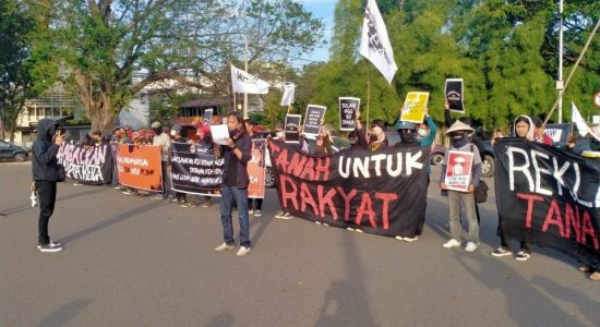 Gelar Mimbar Bebas, Aliansi Masyarakat Palembang Bergerak Peringati Hari Tani Nasional,