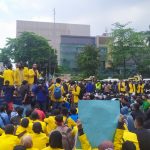 DPR Musuh Kita! Ratusan Mahasiswa Mengutuk Keras