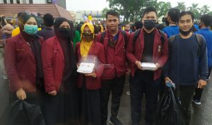 Aksi di Halaman Kantor Gubernur Sumsel, IMM : Indahnya Berbagi