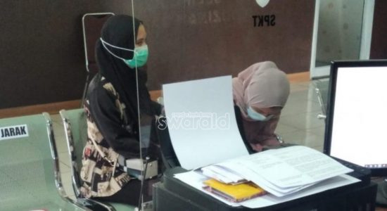 Kena Jambret ! Wanita Muda Berhijab Lapor Polisi Kena Jambret ! Wanita Muda Berhijab Lapor Polisi