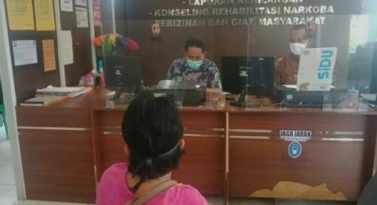 Dipukul Saat Hendak Menitip Motor, Rumina Tak Terima