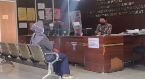 Dituduh Adik Ipar Selingkuh, Evi Tak Terima