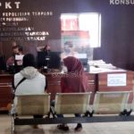 Takut Foto Bugil Disebar, Jadi Korban Rudapaksa Berulang Kali