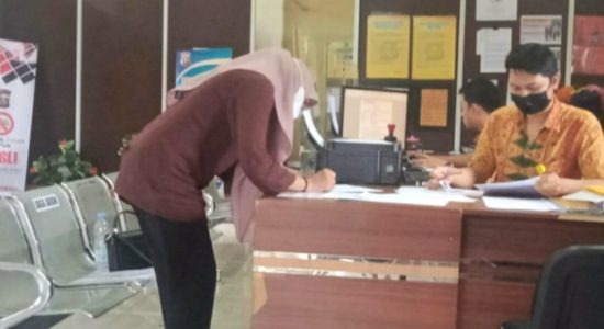 Akun Instagram Teman Dibobol Orang Tak Dikenal : Nur Dikelabui Jutaan Rupiah