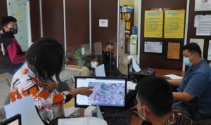 Dijambret ! Korban Berteriak, Tapi Tak Ada yang Menolong