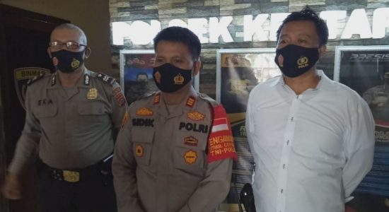 Modus Unik ; Nikah Siri Cuma Untuk Curi Handphone