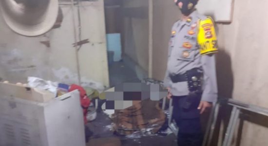 Istri Temukan Sang Suami Tak Bernyawa Depan Kamar Mandi