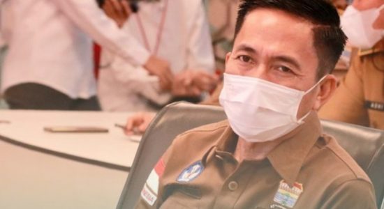 Ratu Dewa Hadiri Penyerahan Hasil Evaluasi Kerja