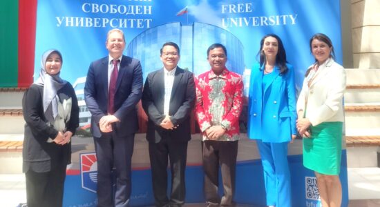 Merambah Eropa, UIN Raden Fatah teken MoU dengan Burgas Free University, Bulgaria