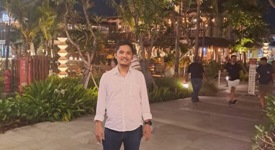 IMG_20240822_095626 Mesak Habari : Kades Harus Mengabdi Kepada Rakyat, Bukan Bupati Halmahera Utara