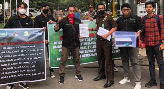7 Tuntutan Kawali Sumsel; Usut, Sudahi dan Tangkap Mafia Pertambangan !