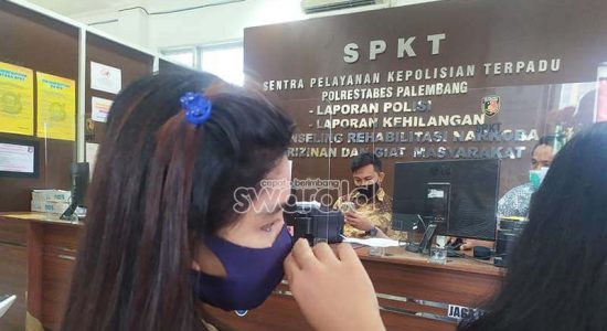 Pemandu Karoke Dianaya, Diduga Pelaku Pensiunan PNS di Kota Palembang