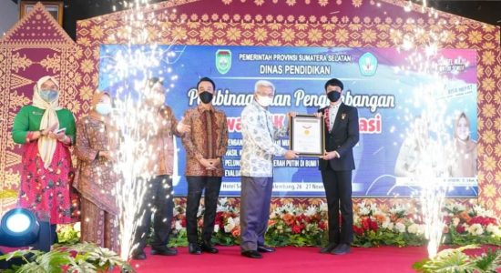 REKOR MURI Inovasi Terbanyak, SMK se Sumsel Pecahkan Rekor MURI