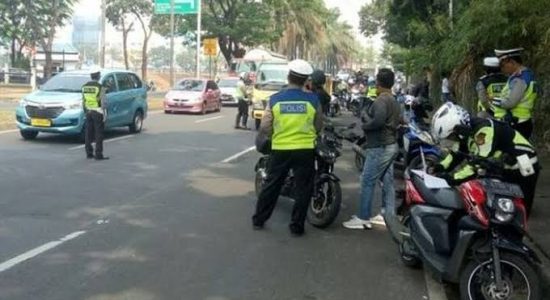 Setelah ETLE, Kini Polisi Bisa Tilang Pengendara dengan Kamera Ponsel
