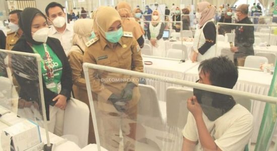 1500 Penerima Vaksin Per Hari, Partisipasi Grab Sukseskan Vaksinasi Covid-19