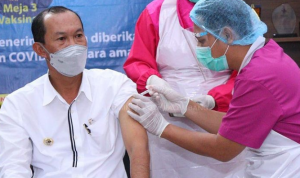 Untuk Kedua Kalinya ; Walikota Palembang Disuntik Vaksin