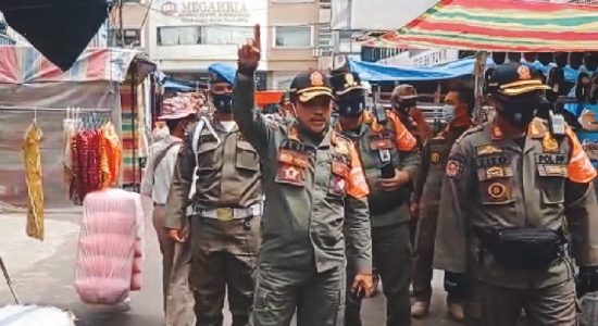Viral!!! Terkesan Arogan Kasatpol PP Tuai Kritik