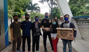 IMIKI Sumsel Bagi-bagi Nasi Uduk Gratis