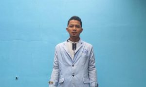 Kebijakan Pemerintah dan Politisasi Dunia Pendidikan