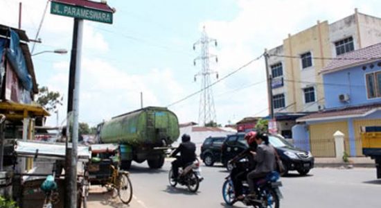 Pelebaran Jalan Parameswara Ditunda, Harrey : Prioritas Drainase Dulu !
