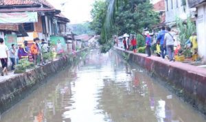 Gotong Royong Sepanjang 1 KM ; Kembalikan Keindahan Sungai