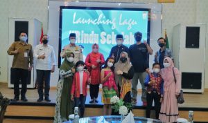 Kolaborasi dengan 3 Talent Cilik, Walikota Launching Lagu "Rindu Sekolah"