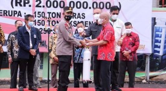 WhatsApp Image 2021-08-07 at 08.32.55 Terima Bantuan 2 Miliar, Kapolda Berkelakar : Berasnya Beneran !