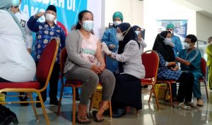 Kepala BKKBN Imbau Seluruh Anggota Keluarga Harus Segera Divaksin