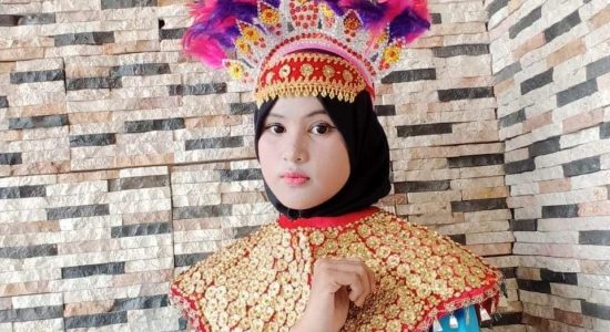 Berkompetisi di Ajang Bujang Gades Sungsang, Amel Ajak Pemuda Jaga Lingkungan