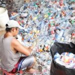 Selain Pelarangan Plastik Sekali Pakai, Indonesia Juga Harus Lakukan Hal Ini !