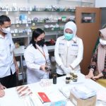 Sidak Apotek Nakal di Palembang ; dari Produk Kadaluarsa hingga Tak Memiliki Izin Edar