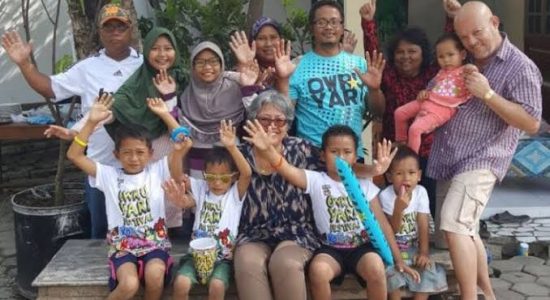 Jauh di Mata Dekat di Hati, Etnis Jawa di Suriname : Indonesia "Saudara Tua"