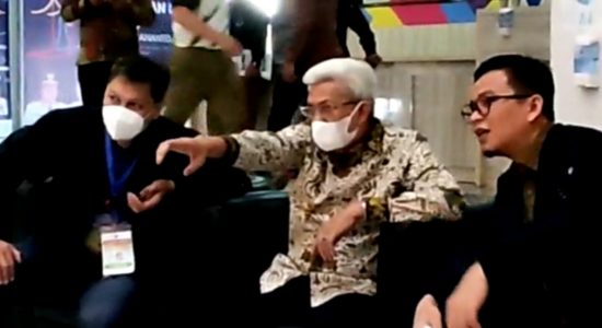 Wagub H. Mawardi Yahya Saksikan Pertandingan Master Putra dan Putri Kejurnas Boling