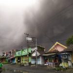 WhatsApp Image 2021-12-04 at 19.22.19 Semeru Meletus; Jembatan Penghubung Kabupaten Lumajang-Malang Terputus